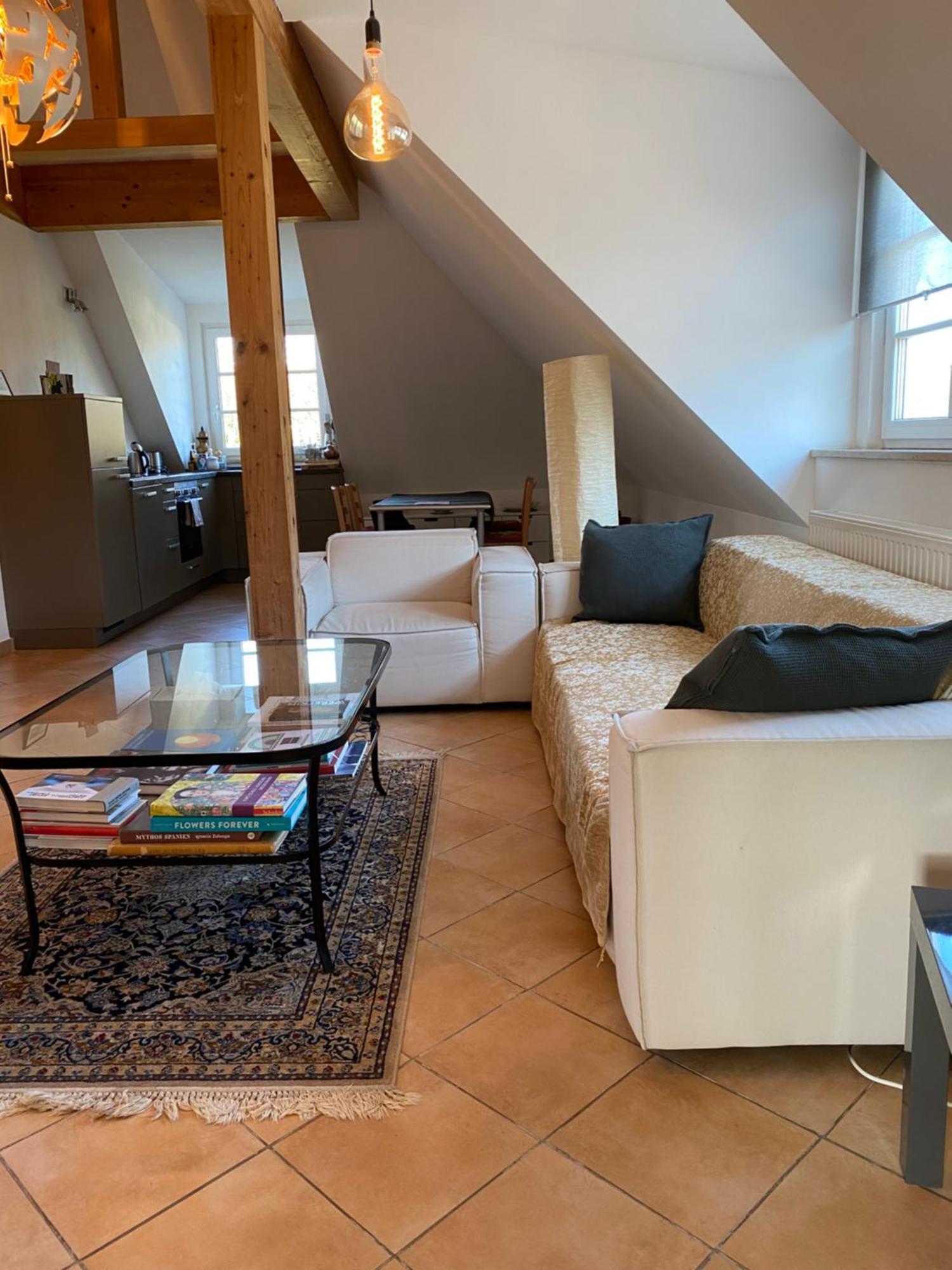 Helle Und Ruhige Dachgeschosswohnung Munich Extérieur photo